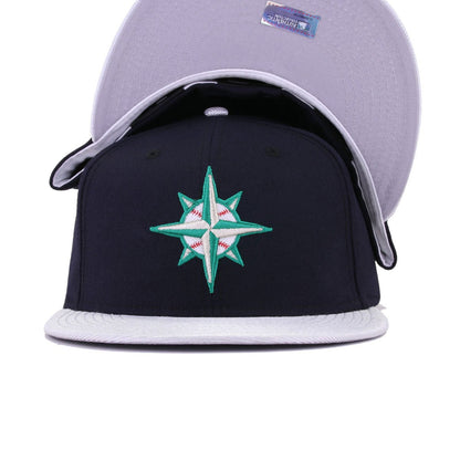 Seattle Mariners Navy Metallic Silver Cooperstown AC New Era 59Fifty Fitted