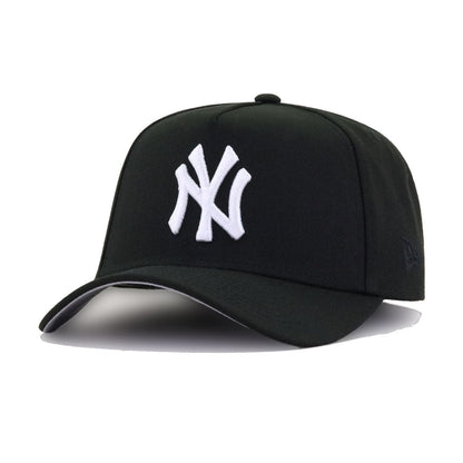 New York Yankees Black New Era 9Forty A-Frame Snapback