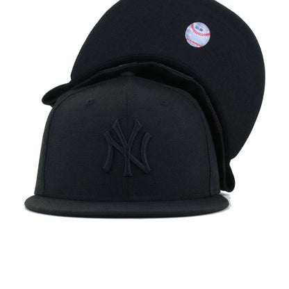 New York Yankees Black TRIPLE BLACK New Era 59Fifty Fitted