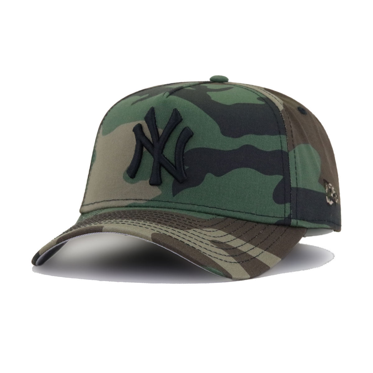 New York Yankees Woodland Camouflage New Era 9Forty A-Frame Snapback