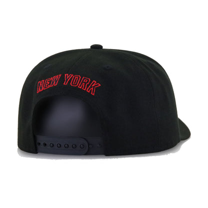 New York Yankees Black Radiant Red Logo New Era 9Forty A-Frame Snapback