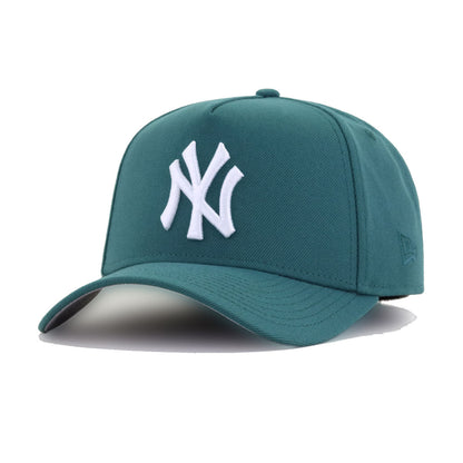New York Yankees Pine Needle Green New Era 9Forty A-Frame Snapback