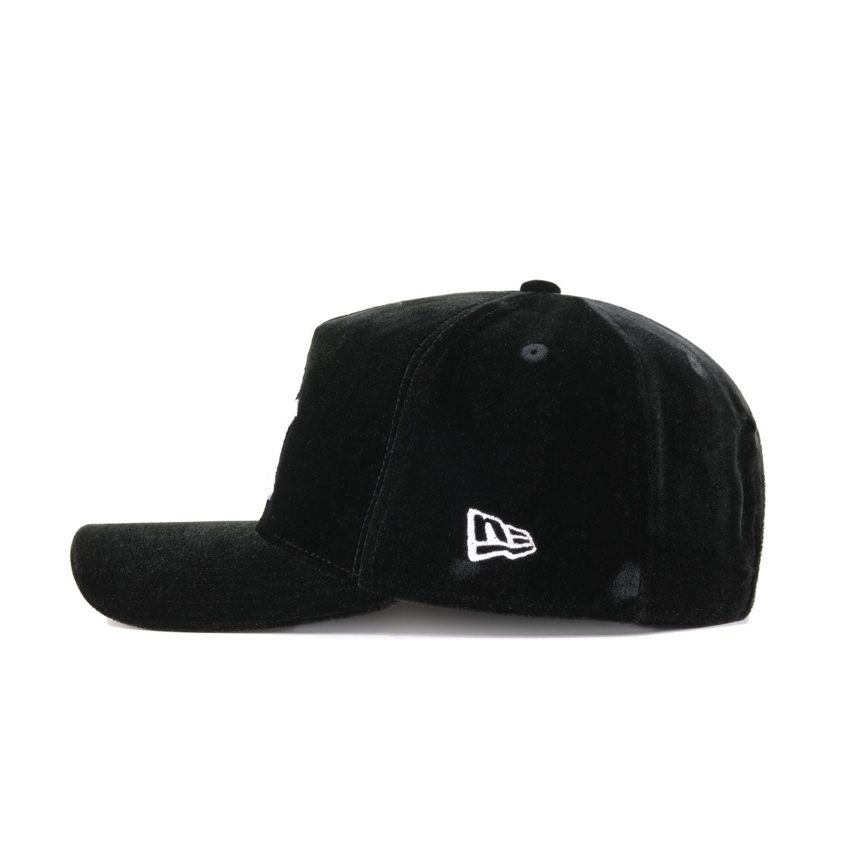 New York Yankees Black Velvet New Era 9Forty A-Frame Snapback