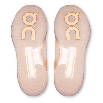 Women's THE ROGER ADV Pro Tennis Shoes Blonde and Gardenia
