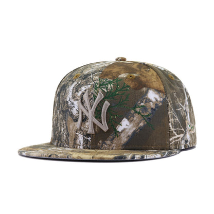 New York Yankees Real Tree Edge Camouflage New Era 9Fifty Snapback