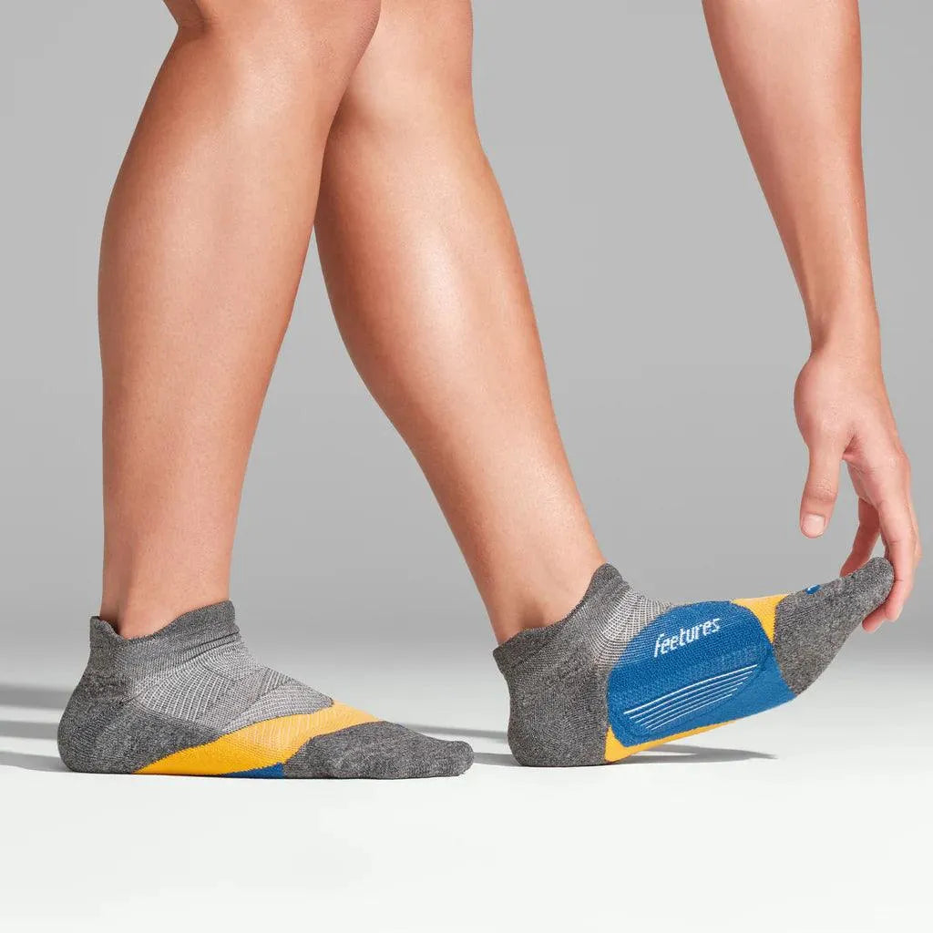 Elite Light Cushion No Show Tab Socks