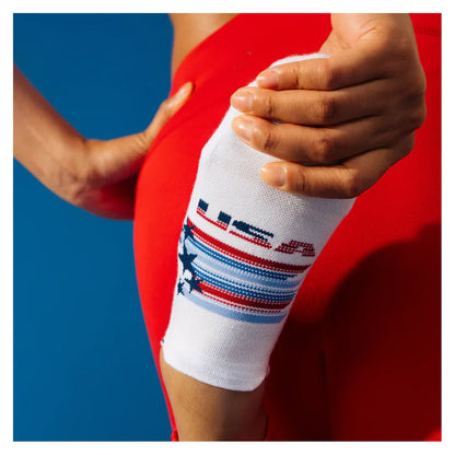 Elite Light Cushion No Show Tab Socks USA