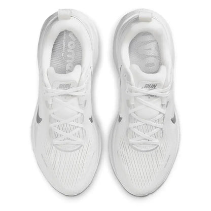 Women's Vomero 18 Running Shoes White and Metallic Silver