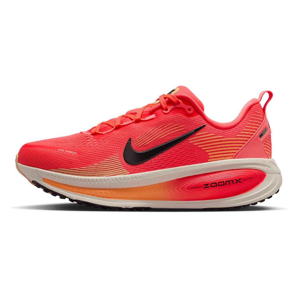 Women's Vomero 18 Running Shoes Hot Lava and Black