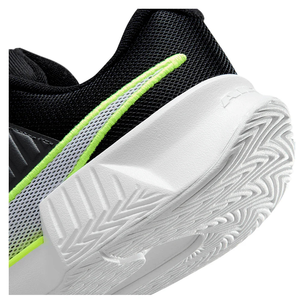Women's GP Challenge Pro Tennis Shoes Black and White
