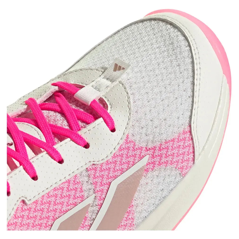 Women's AvaFlash Tennis Shoes Core White and Lucid Pink