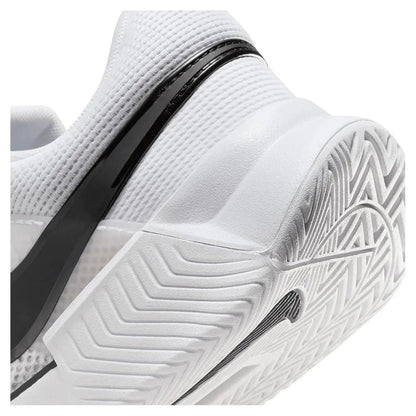 Women's Zoom GP Challenge 1 Tennis Shoes White and BlackTienda Tennis